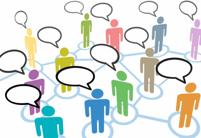 Social Media a group of people talk
